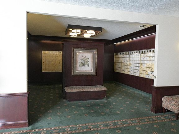 5th image of 3701 S George Mason Dr Unit 1301N
