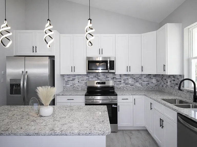 4625 Cortez Blvd — Photo 9