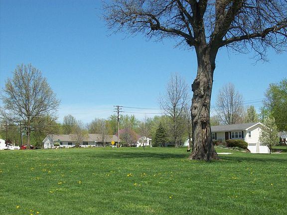 3rd image of 602 W 13th Ter
