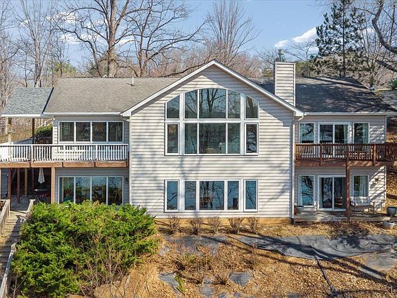 4th image of 1429 Longview Estates Dr