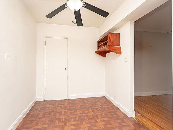 5th image of 3210 Arlington Ave APT 6F