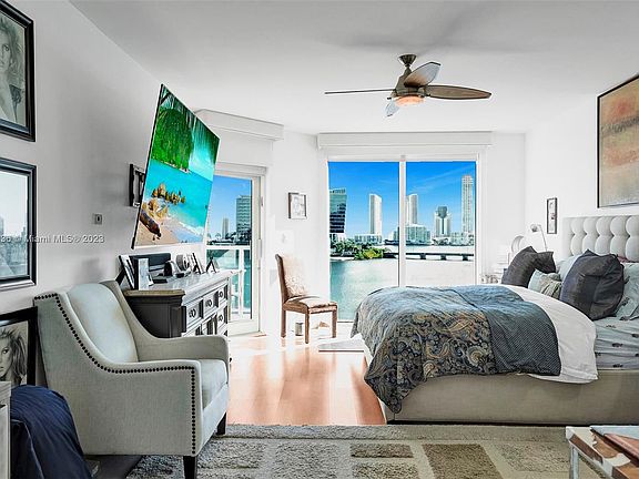 2nd image of 3201 NE 183rd St APT 504