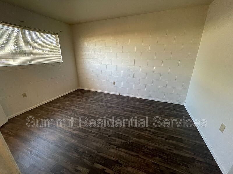 2nd image of 2602 N Tucson Blvd #21