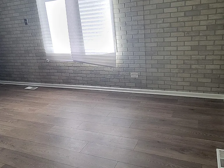 22230 Latonia Ln — Photo 3