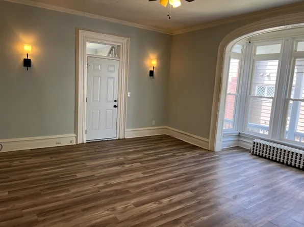 141 E Front St APT 3, Adrian, MI 49221