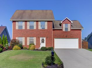 7225 Birdie Ln, Knoxville, TN 37918