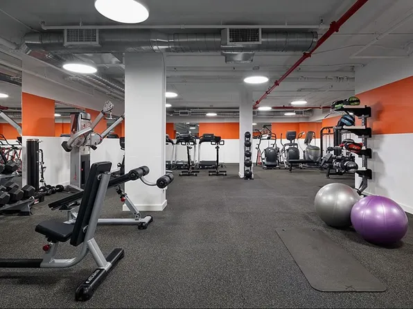 385 First Avenue image 9 of 10