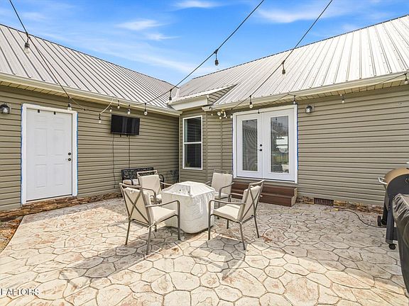 30th image of this home