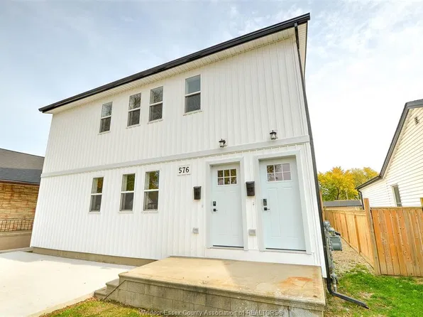 576 Elinor St, Windsor, ON N8P 1E4