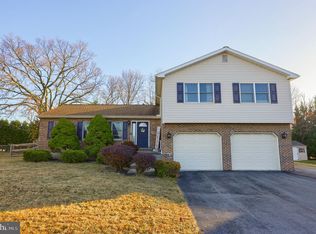 1022 Boeshore Cir, Reading, PA