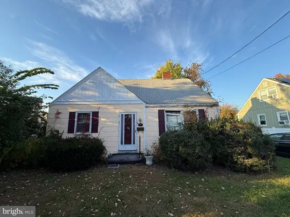 155 W Gloucester Pike, Barrington, NJ 08007