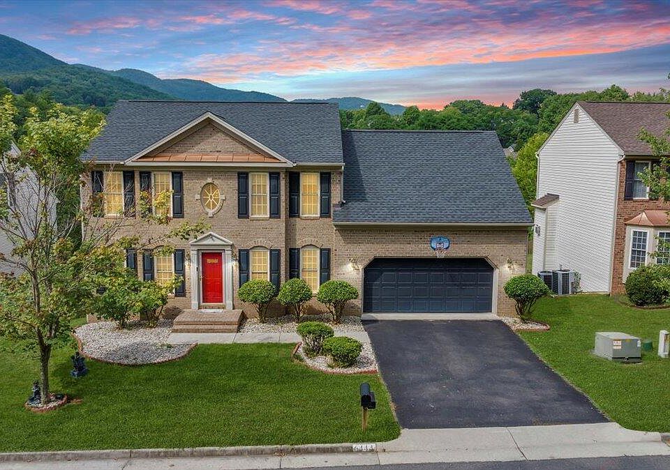 1st image of 6444 Eastshire Ct