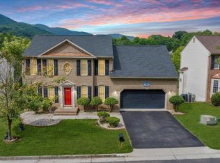 6444 Eastshire Ct, Roanoke, VA 24018