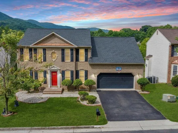 6444 Eastshire Ct, Roanoke, VA 24018