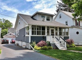 211 Floral St, Roselle, NJ 07203