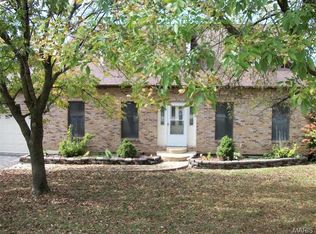 1025 Sunset Dr, Sullivan, MO 63080