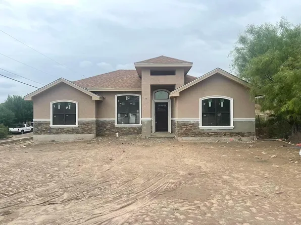 1629 Calle Baltica Rd, Eagle Pass, TX 78852