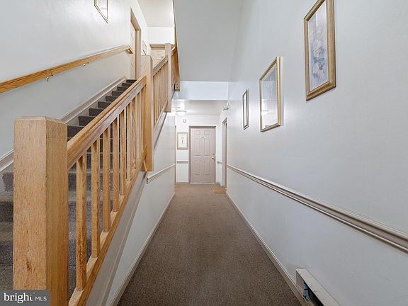 4th image of 9800 Lake Pointe Ct APT 104