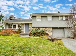 1162 Sunny Hill Dr, Columbus, OH 43221
