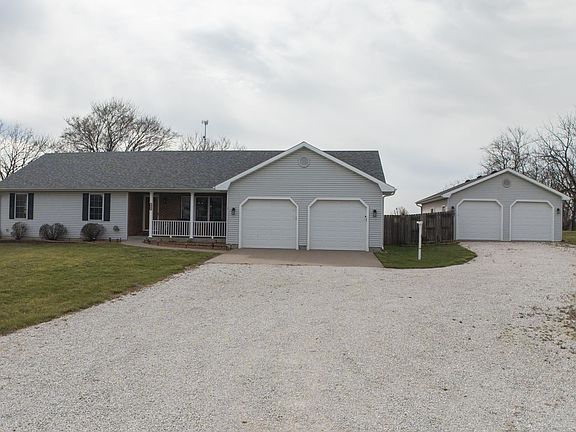 2nd image of 108 Cherry Ln