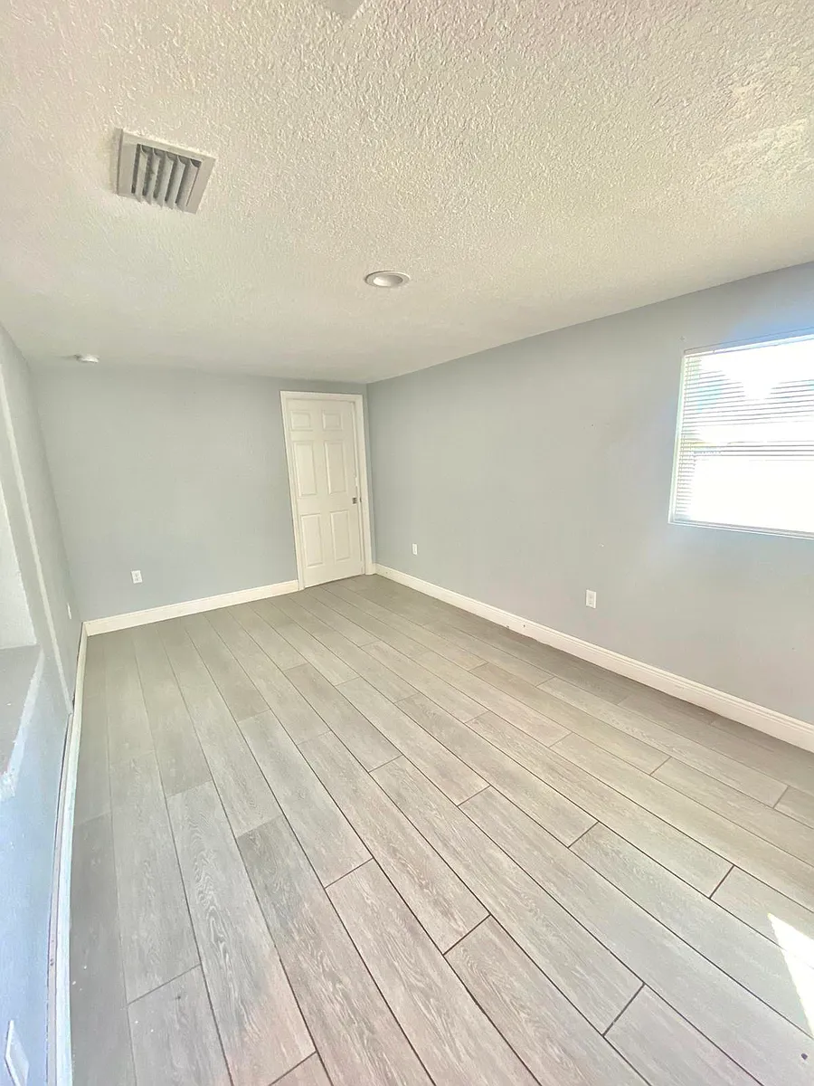 Building Photo - 4550 Webber St