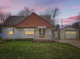 2454 Long Lake Rd, New Brighton, MN 55112