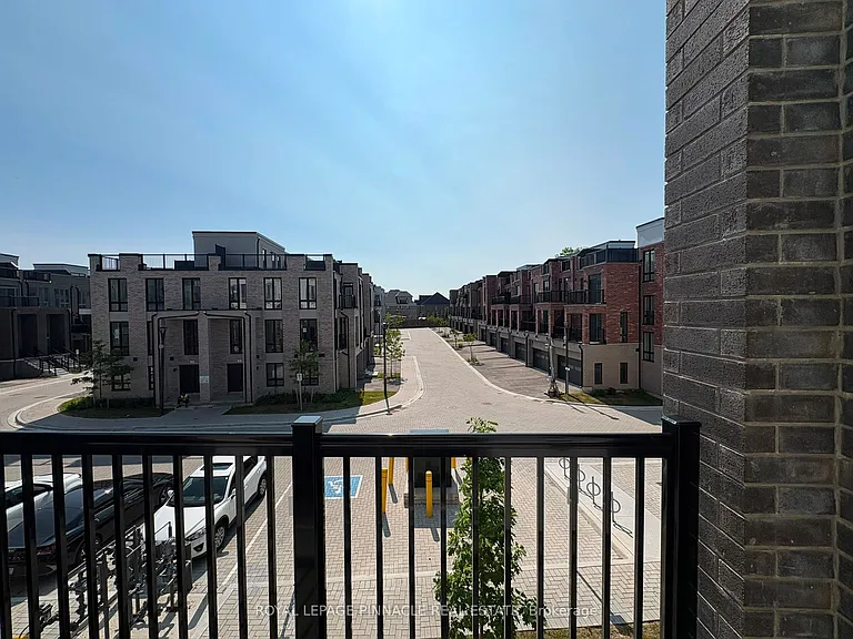 3 Bancroft Ln #202 — Photo 21