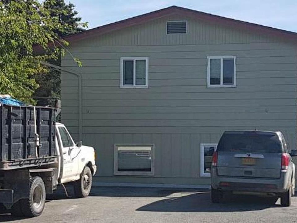 2nd image of 4996 Klondike Ave