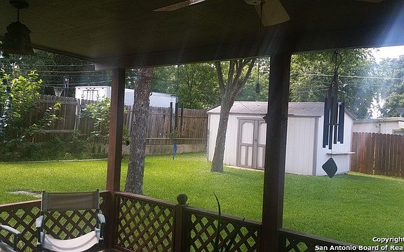 5th image of 430 Shadywood Ln