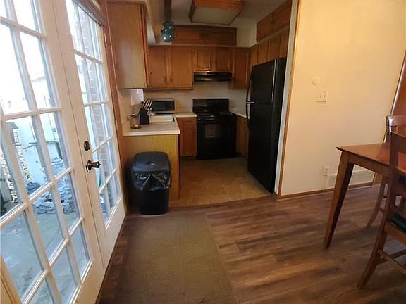 2nd image of 4405 Bonita Dr APT E