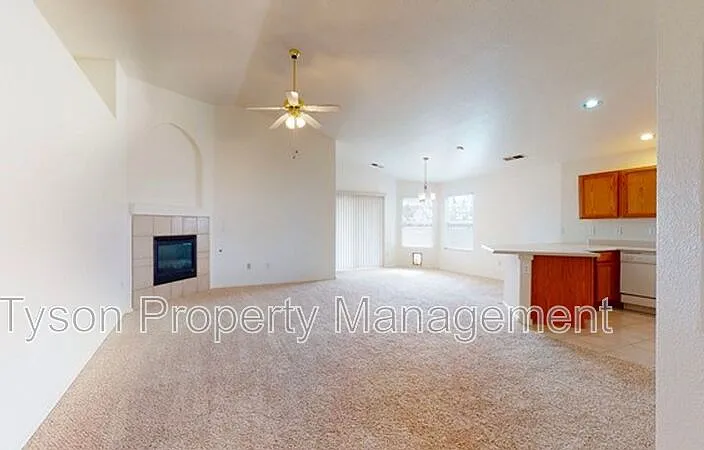 3422 Stony Meadows Cir NE — Photo 3