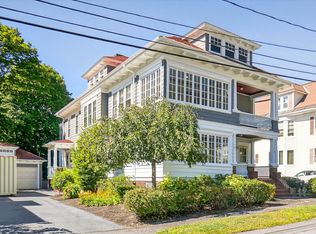 19 White St, Lewiston, ME 04240