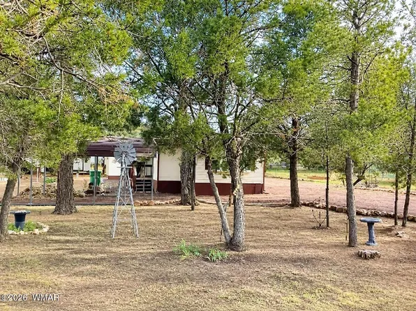 2115 Fishermans Rd, Overgaard, AZ 85933