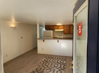 4755 19th Ave NE #2, Seattle, WA 98105