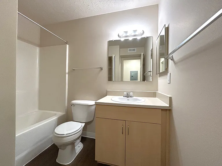 Heatherwood Apartments — Photo 71