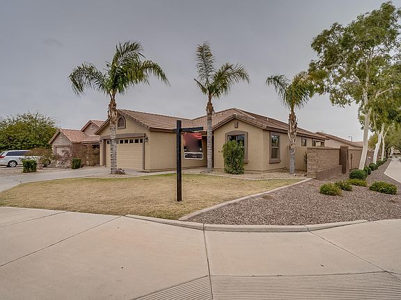 4th image of 21198 E Aspen Valley Dr
