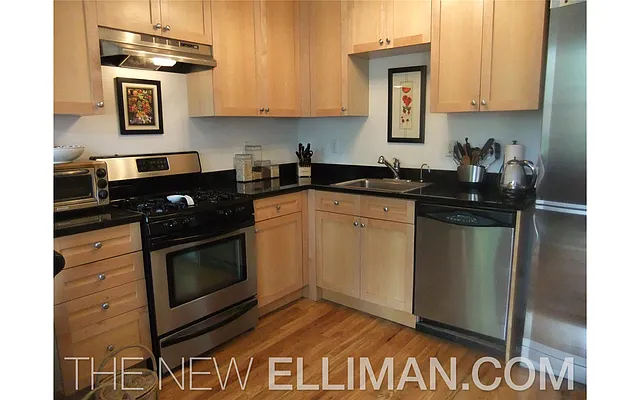 Rented by Douglas Elliman | media 20