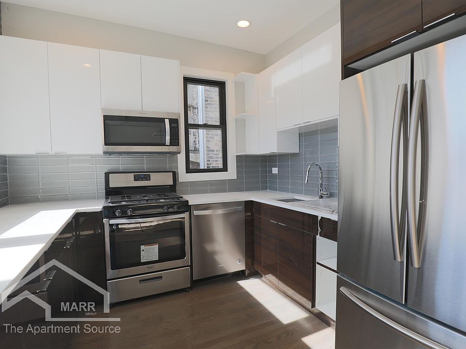 1st image of 1120 N Oakley Blvd #1