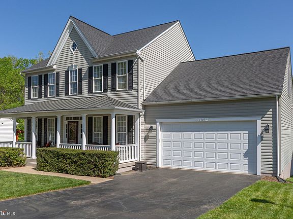 3rd image of 11011 Spring Meadow Blvd