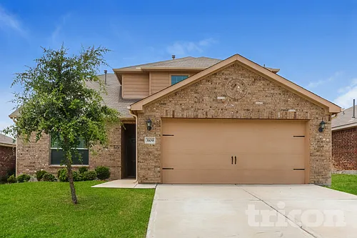 3109 Chillingham Dr Photo 1