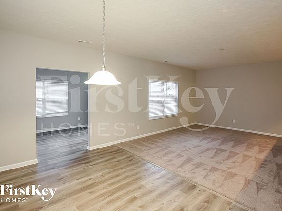 5th image of 897 Adena Ln