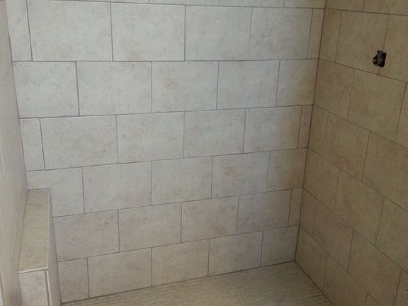 Updated Master Bathroom 