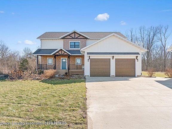 3rd image of 10875 N Royston Rd