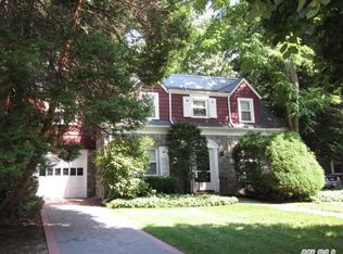 134 New York Ave, Freeport, NY 11520