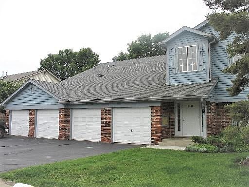 1st image of 1741 Chesapeake Ln APT 4