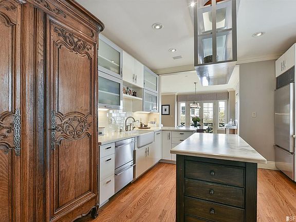 4th image of 55 Palm Ave