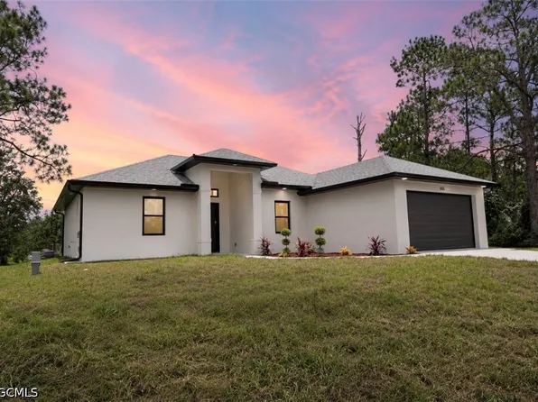605 E 14th St, Lehigh Acres, FL 33972