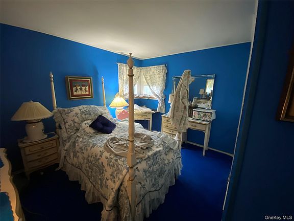 2nd image of 85 Stellenwerf Avenue