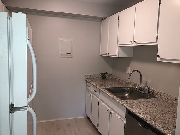2nd image of 2126 Pauline Blvd APT 103