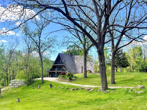 1000 Tanglewood Dr, Mc Gregor, IA 52157